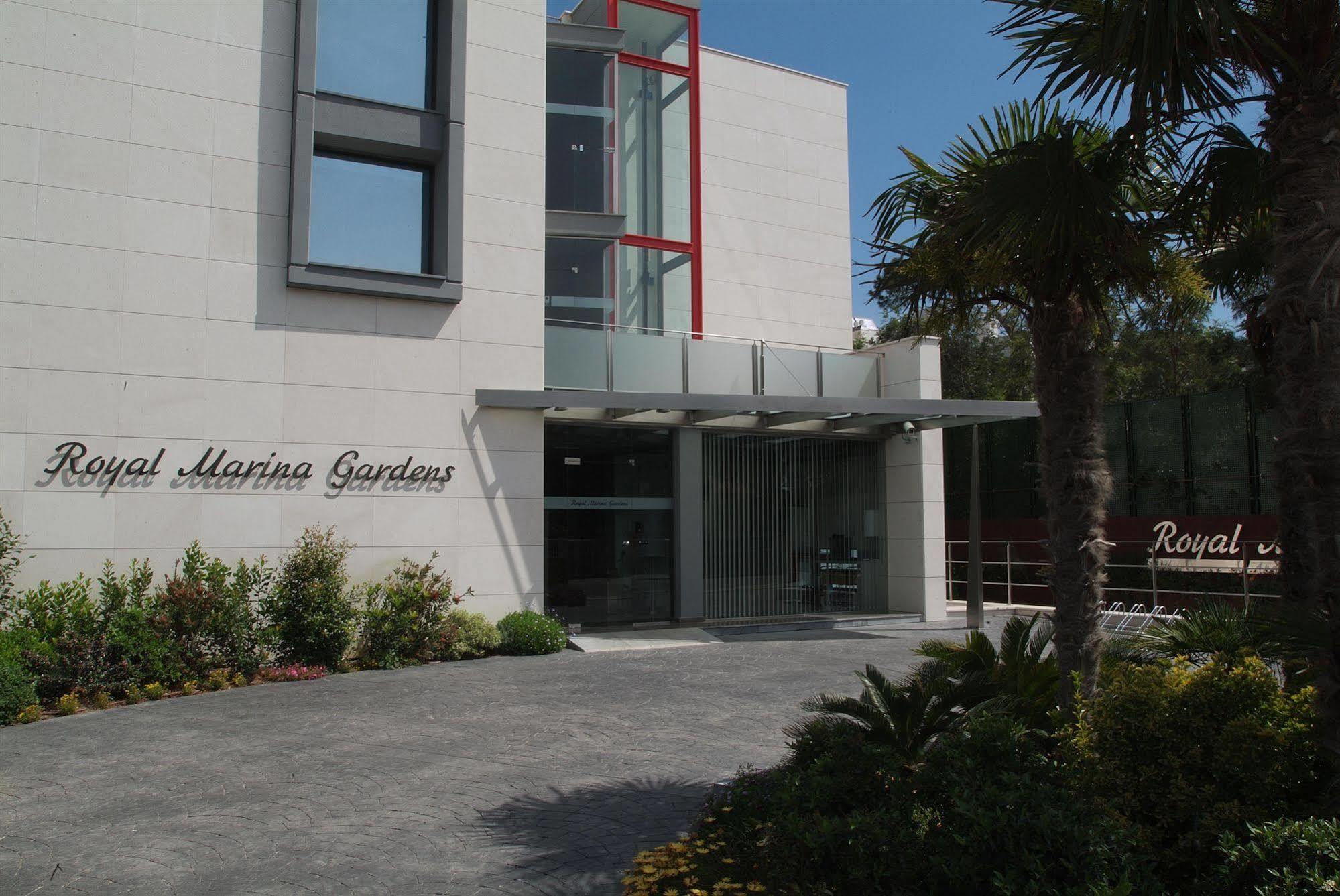 Apartamentos Royal Marina Gardens Castelldefels Esterno foto
