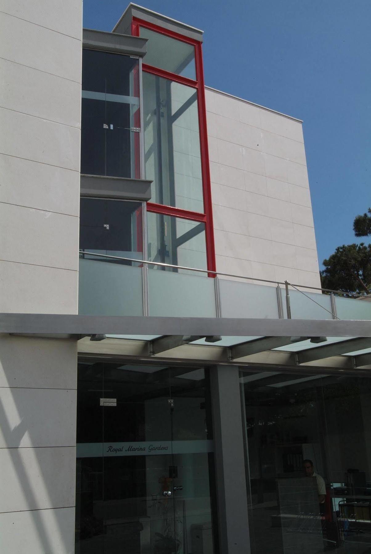 Apartamentos Royal Marina Gardens Castelldefels Esterno foto
