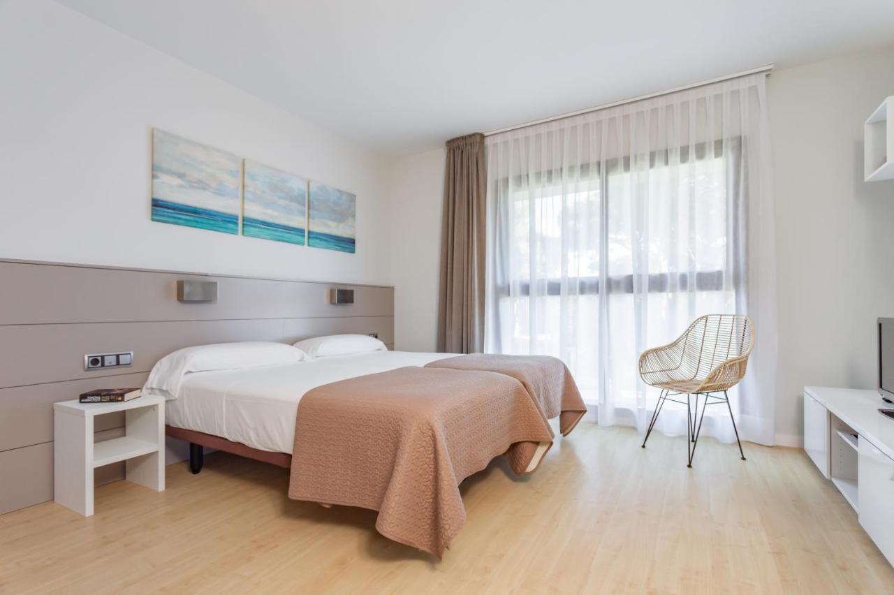 Apartamentos Royal Marina Gardens Castelldefels Esterno foto