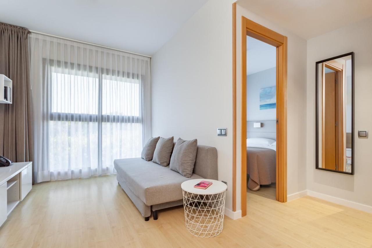 Apartamentos Royal Marina Gardens Castelldefels Esterno foto